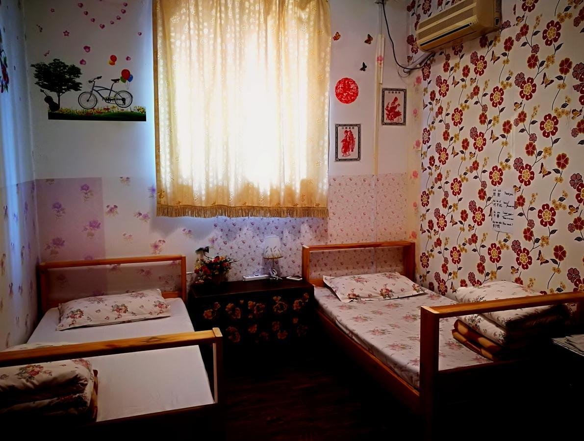 Red Lantern House Hostel Beijing Exterior photo
