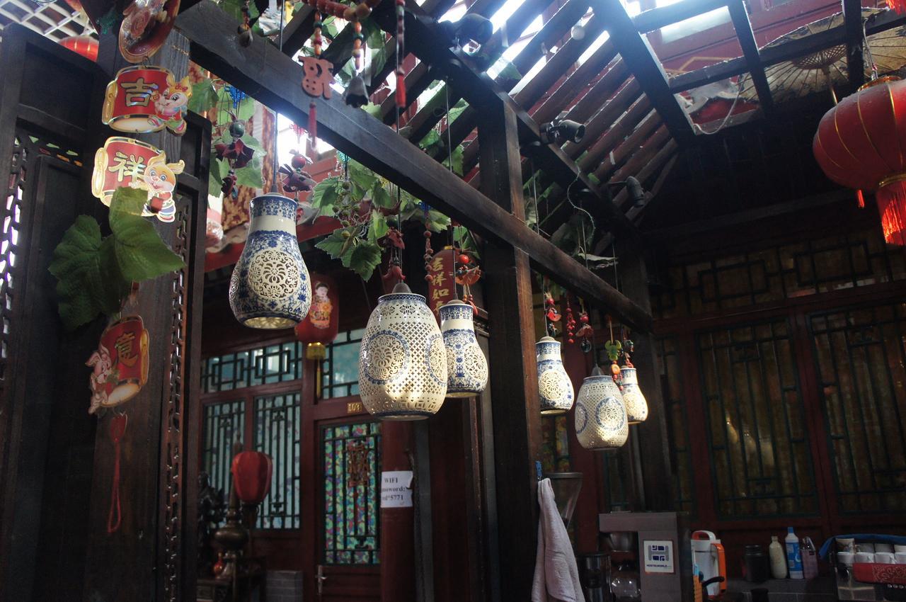 Red Lantern House Hostel Beijing Exterior photo